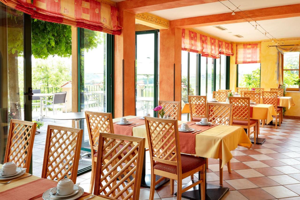 Ferienhotel Herzog Neumarkt am Wallersee Kültér fotó