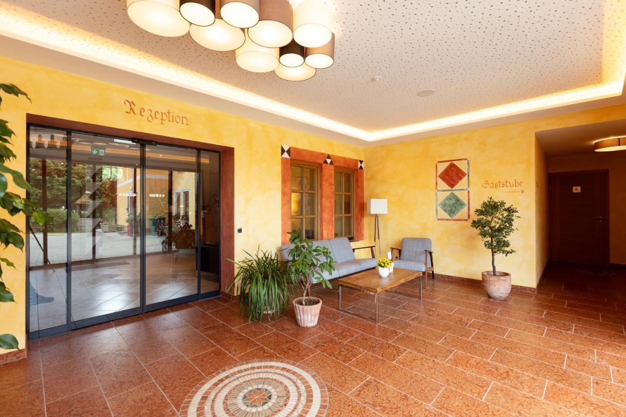 Ferienhotel Herzog Neumarkt am Wallersee Kültér fotó